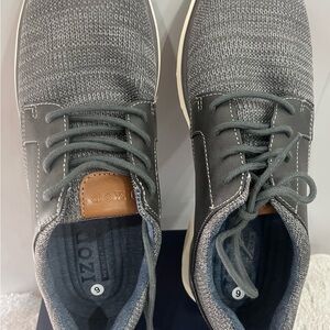 Izod Gray Men's Sneakers